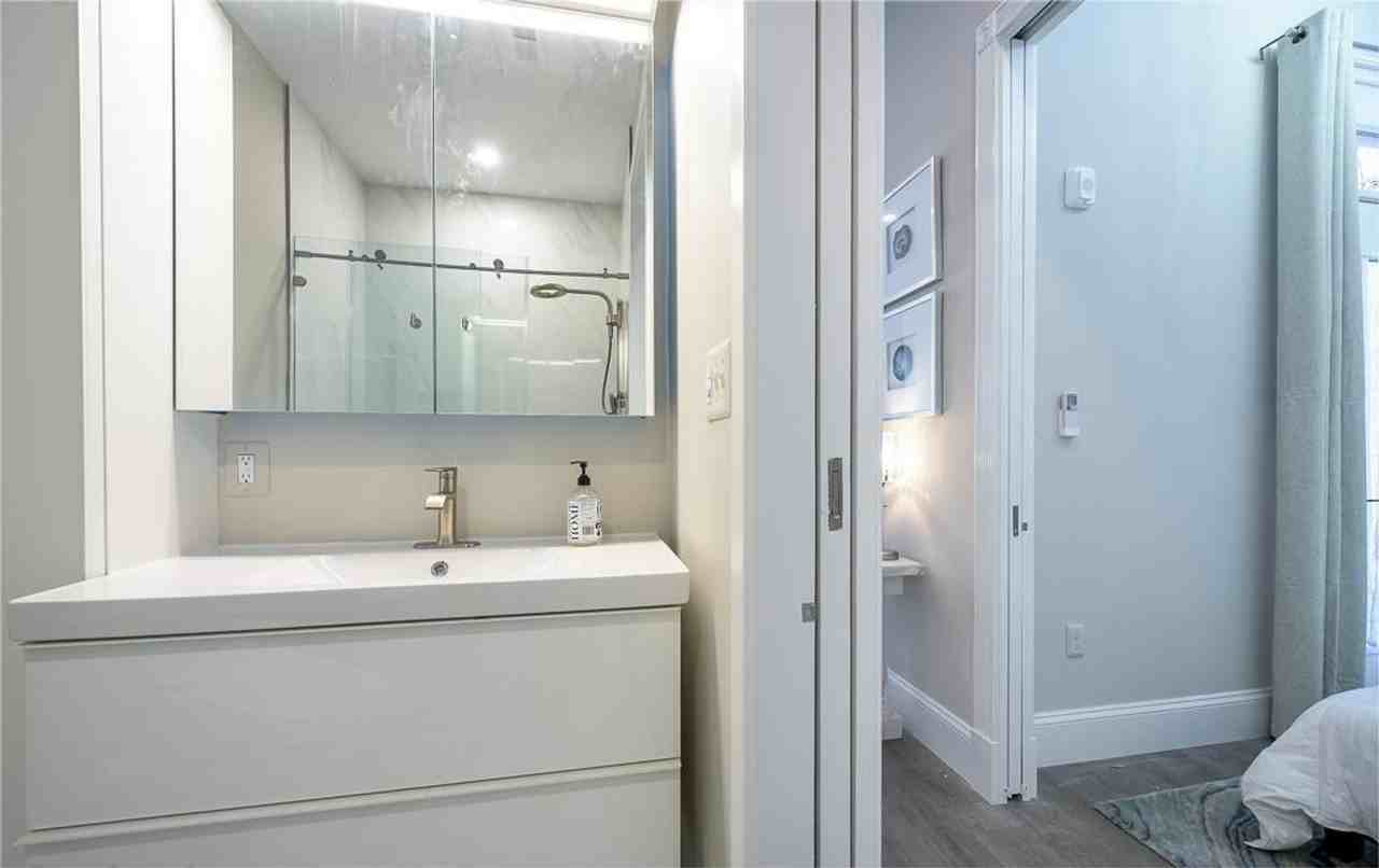 1521 Corcoran St Nw #1011197P - Photo 5 of 12