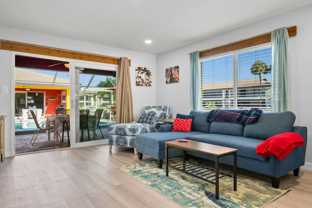 1019 Se 40th St - Photo 1 of 1