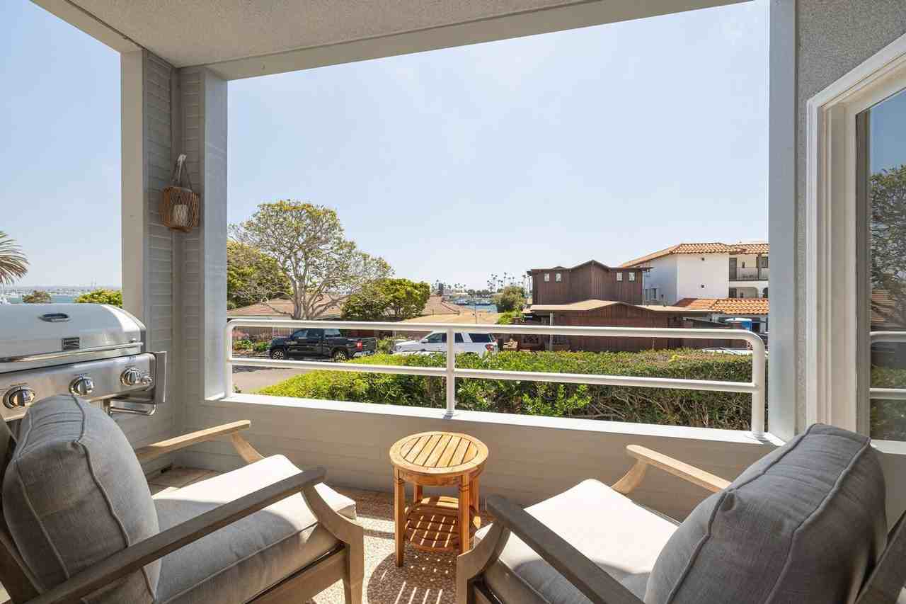 376 San Antonio Ave #1335157P - Photo 7 of 32