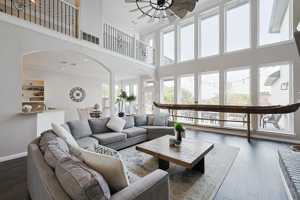 featured image of 4710 Scenic Dr