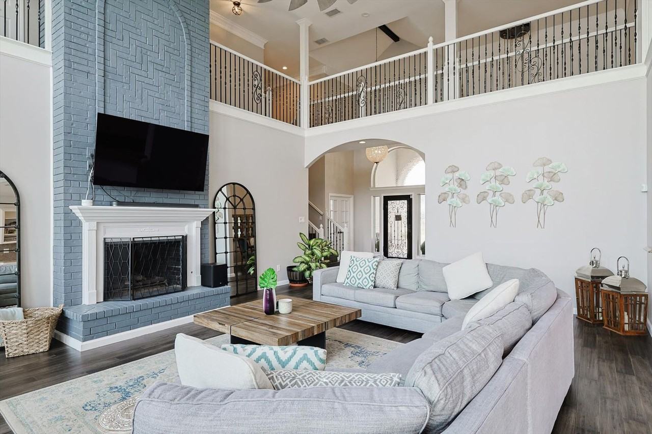 4710 Scenic Dr #1330821P - Photo 4 of 47