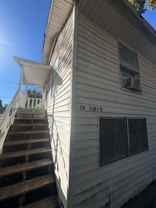 124 Se 38th St #C - Photo 1 of 1