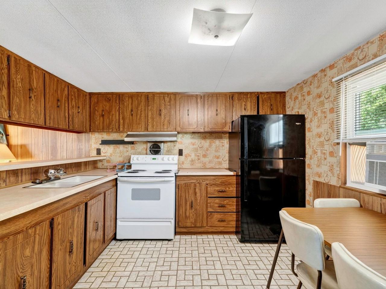 16715 Cache Creek Lane - Photo 7 of 48