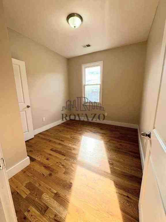 147 21st Street #2L, 3L - Photo 5 of 7