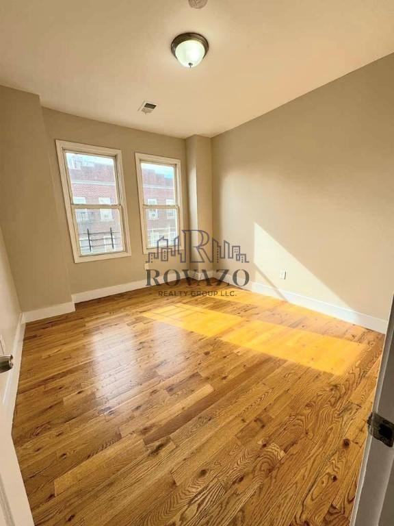 147 21st Street #2L, 3L - Photo 7 of 7