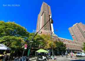 310 Greenwich St #33BB - Photo 1 of 1