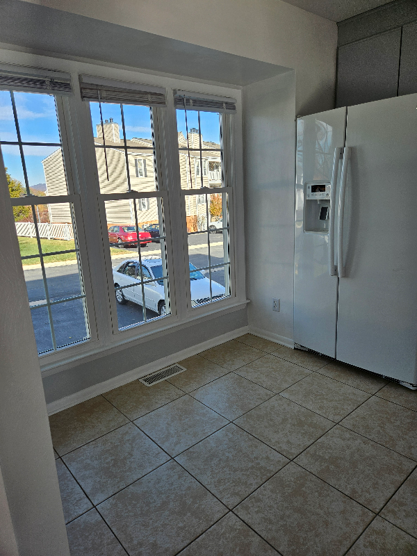 3040 Winterberry Dr - Photo 7 of 39