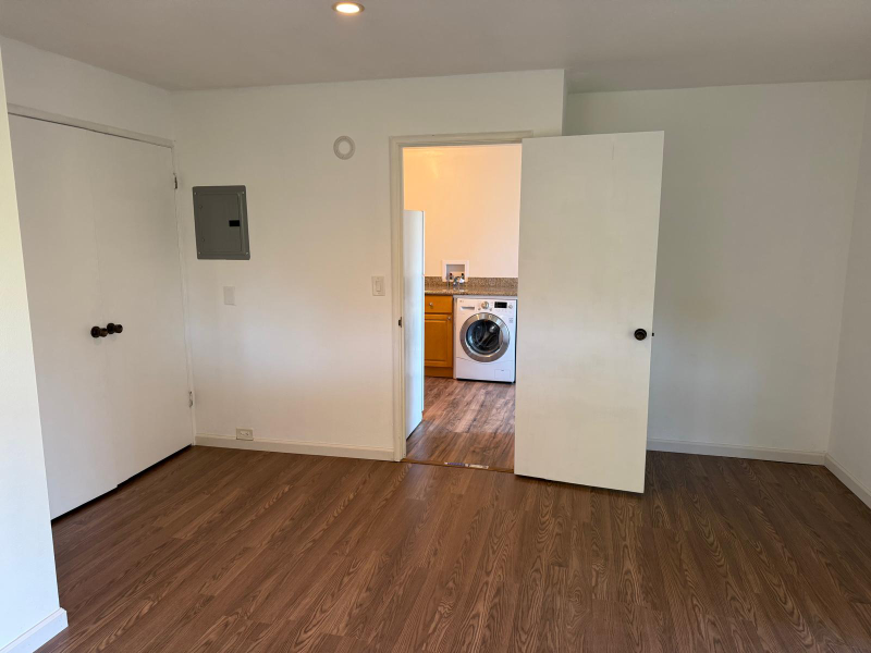 607 Paso Nogal Rd - Photo 2 of 7