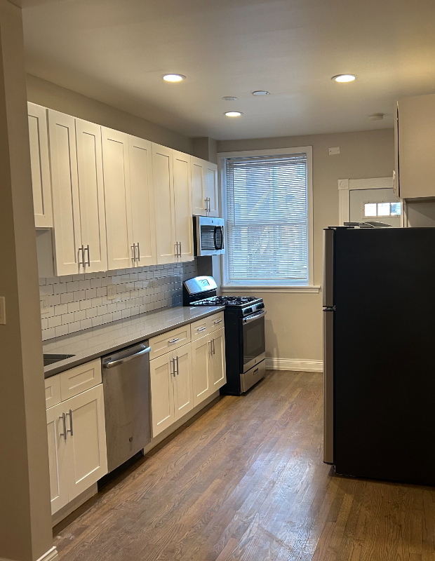 5311 S Ellis Ave #1 - Photo 5 of 7