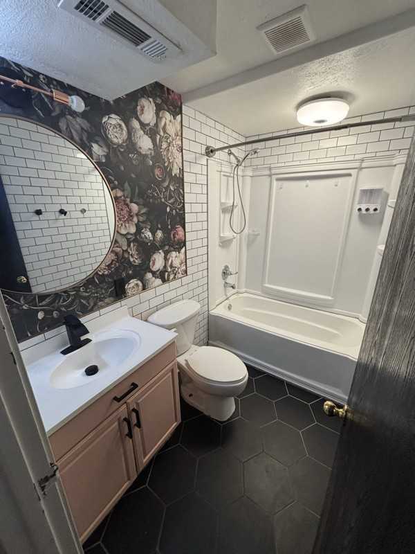 000 North Sir Michael Drive - Photo 4 of 7