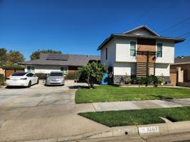 featured image of 3207 E Juniper Ave