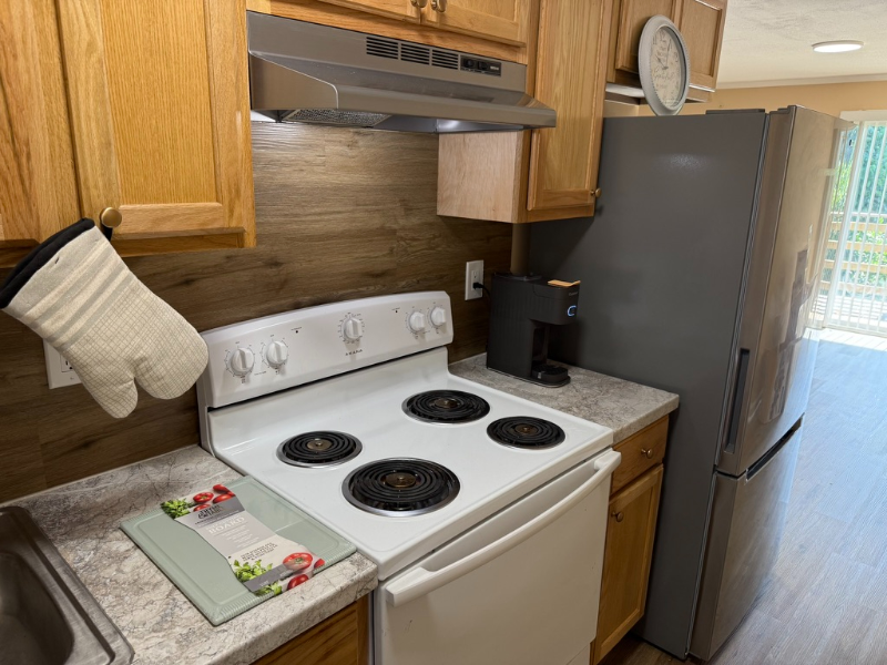 1732 Loch Haven Rd #1732B - Photo 7 of 10