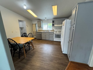 13104 Aurora Dr - Photo 6 of 15