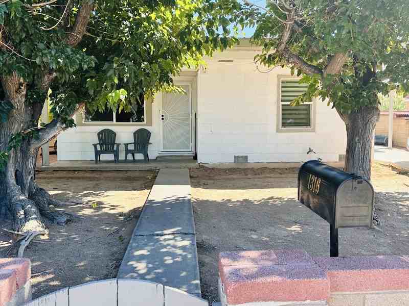 1316 Buena Vista Dr Se - Photo 2 of 13