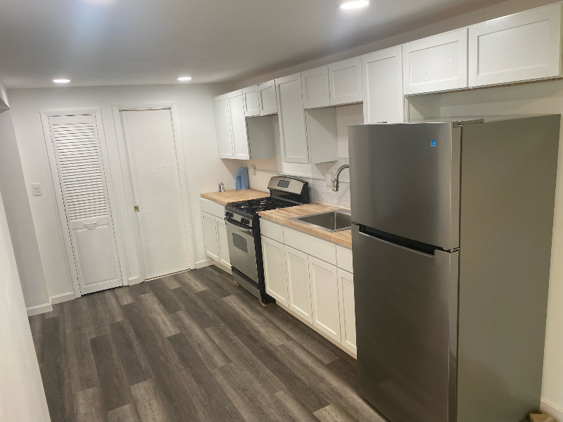 2729 Custer Ave #1 - Photo 5 of 9