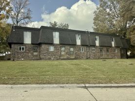 623 Sycamore Cir #5 - Photo 1 of 1