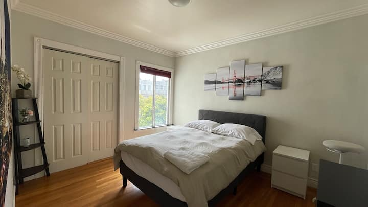 1322 30th Avenue - Photo 3 of 12