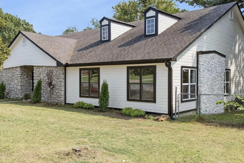 610 W Fairview St - Photo 7 of 7