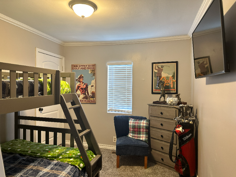 3811 Crutcher St - Photo 4 of 20