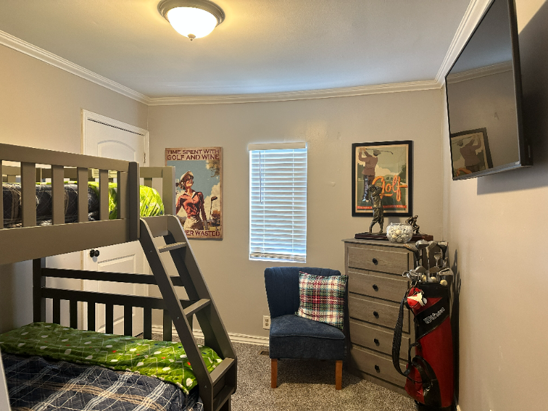 3811 Crutcher St - Photo 5 of 20