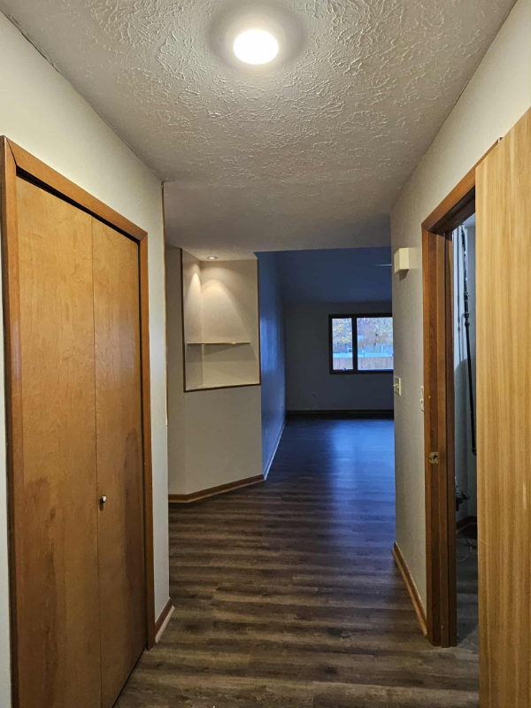 468 Topaz Lane - Photo 2 of 18