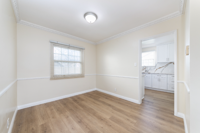 2147 W 104th St - Photo 4 of 13