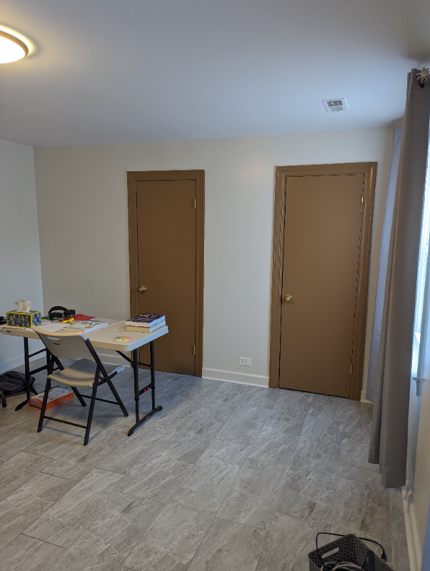 3322 W Catalpa Ave #1 - Photo 6 of 14