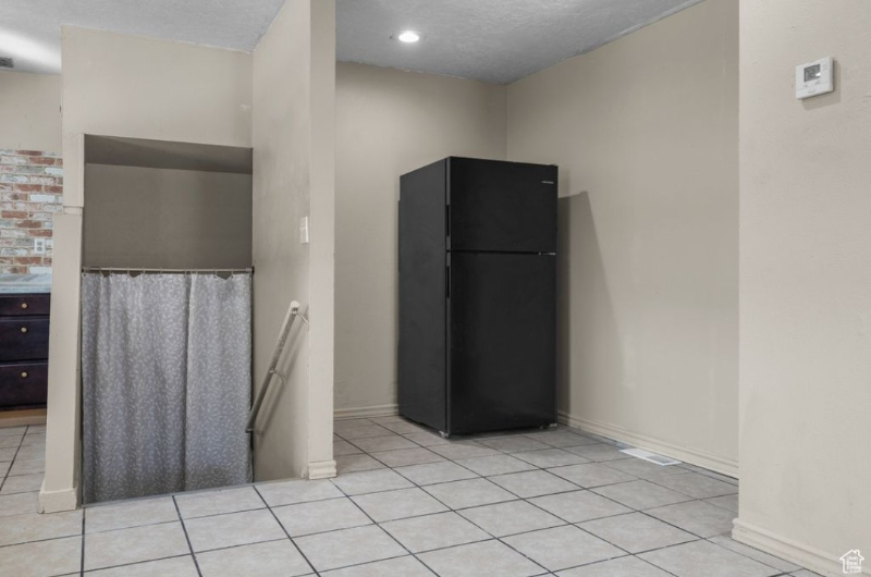 57 N Center St #57 - Photo 5 of 13