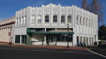 featured image of 105 E 5th St #A