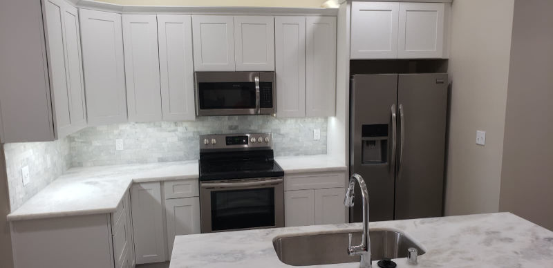 105 E 5th St #A - Photo 7 of 16