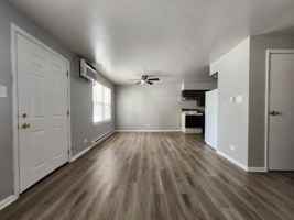 featured image of 474 W 14th Pl #1