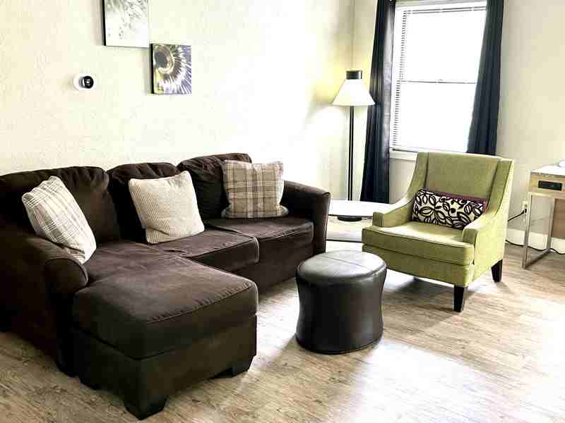 4028 N Illinois Ave #11 - Photo 2 of 18