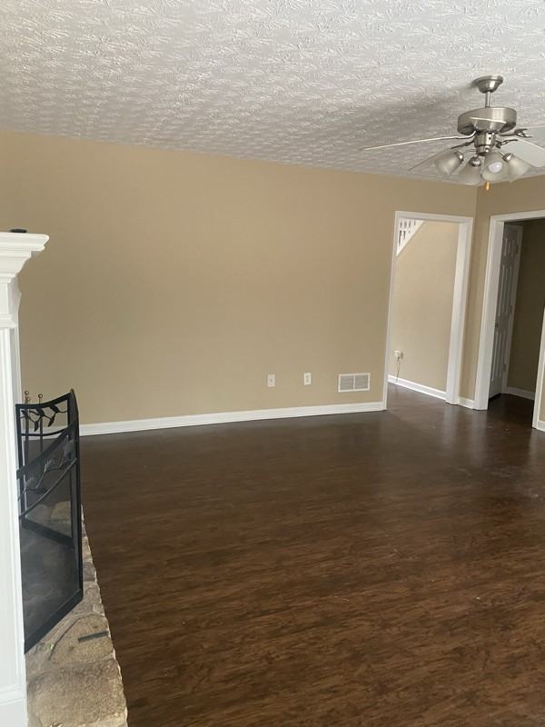 75 Prince Edward Way - Photo 4 of 11