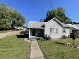 301 Howard St - Photo 1 of 1