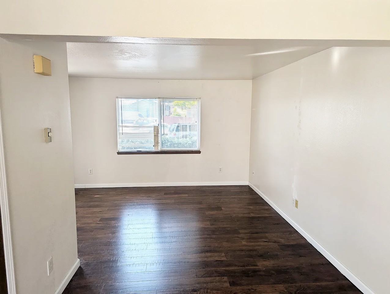 7816 Timber Hill Dr #F - Photo 3 of 6