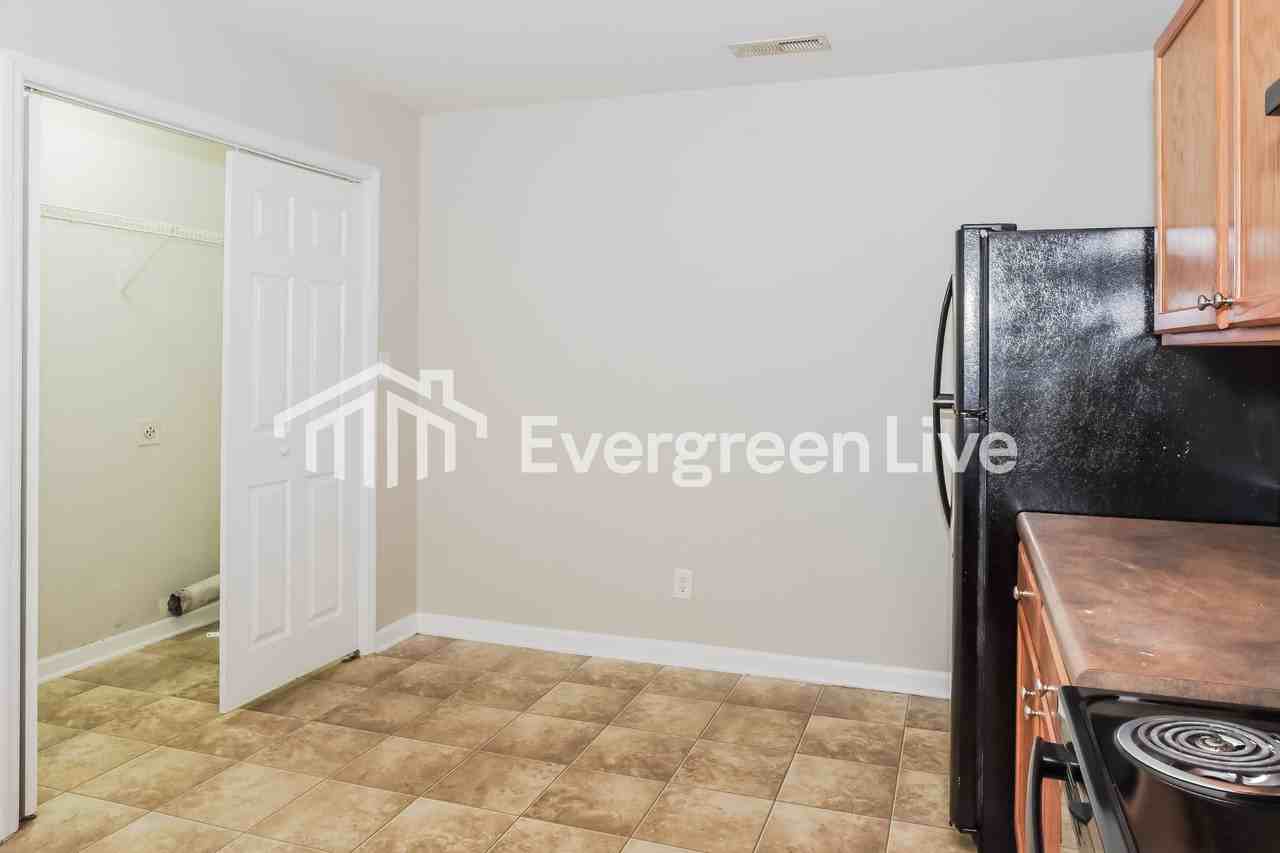 157 Cloverbrook Drive - Photo 6 of 16