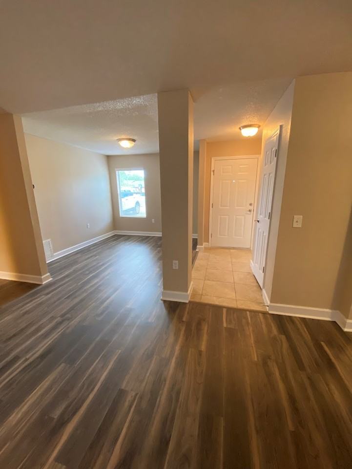 87 Skystone Ct - Photo 4 of 25