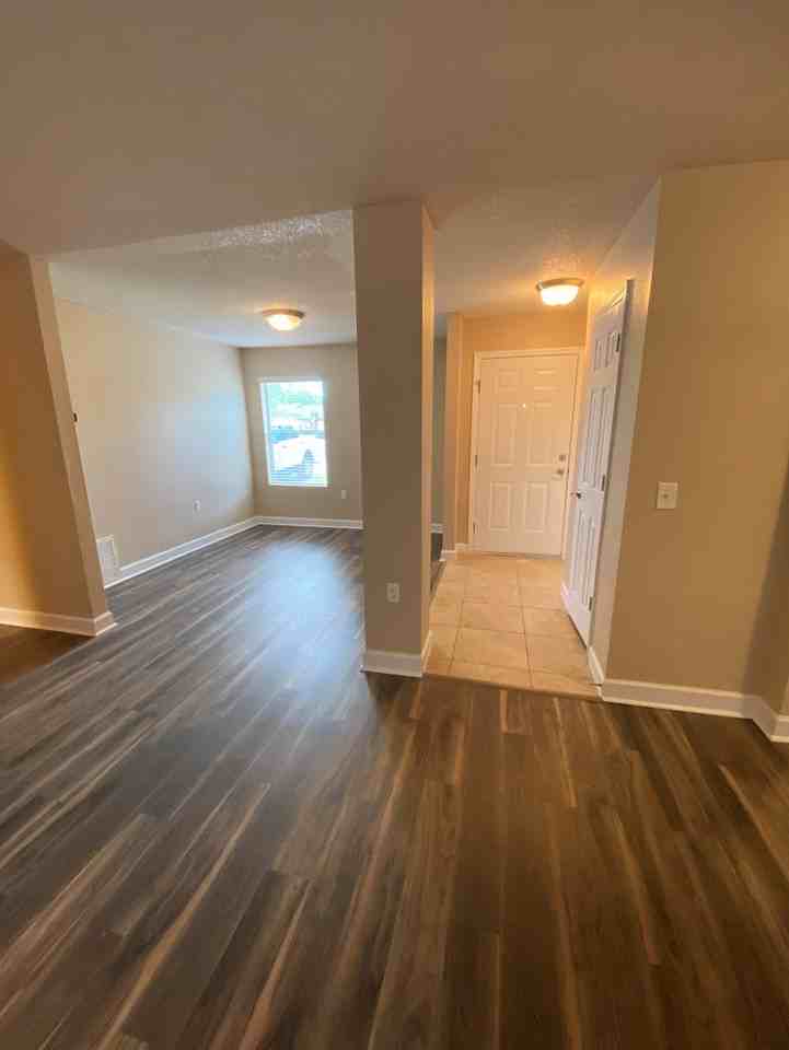 32 Skystone Ct - Photo 7 of 25