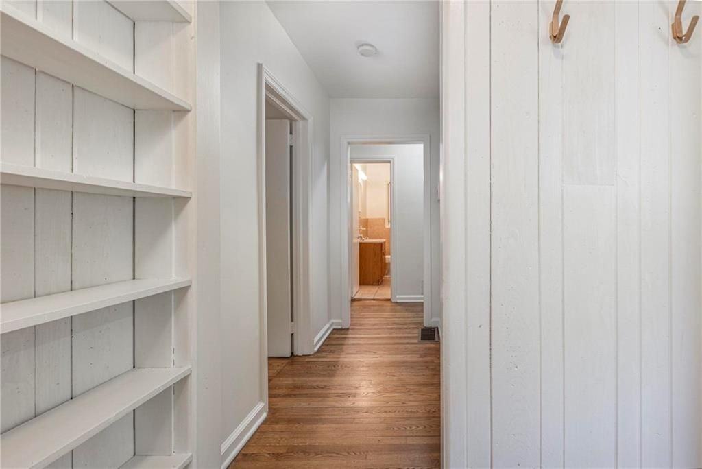 804 Brookdale Dr - Photo 5 of 24