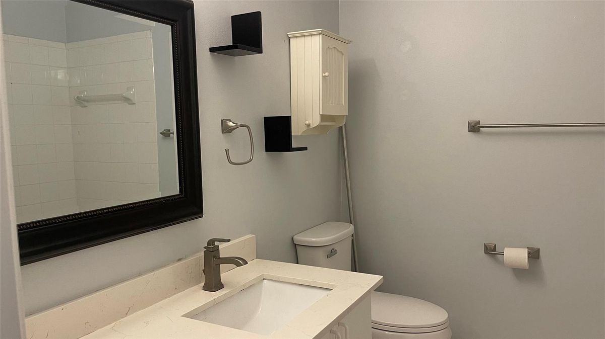 1432 Sw 47th Ave - Photo 5 of 28