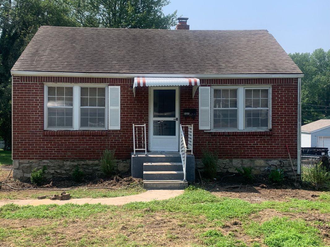 9609 E 69th St - Photo 3 of 10