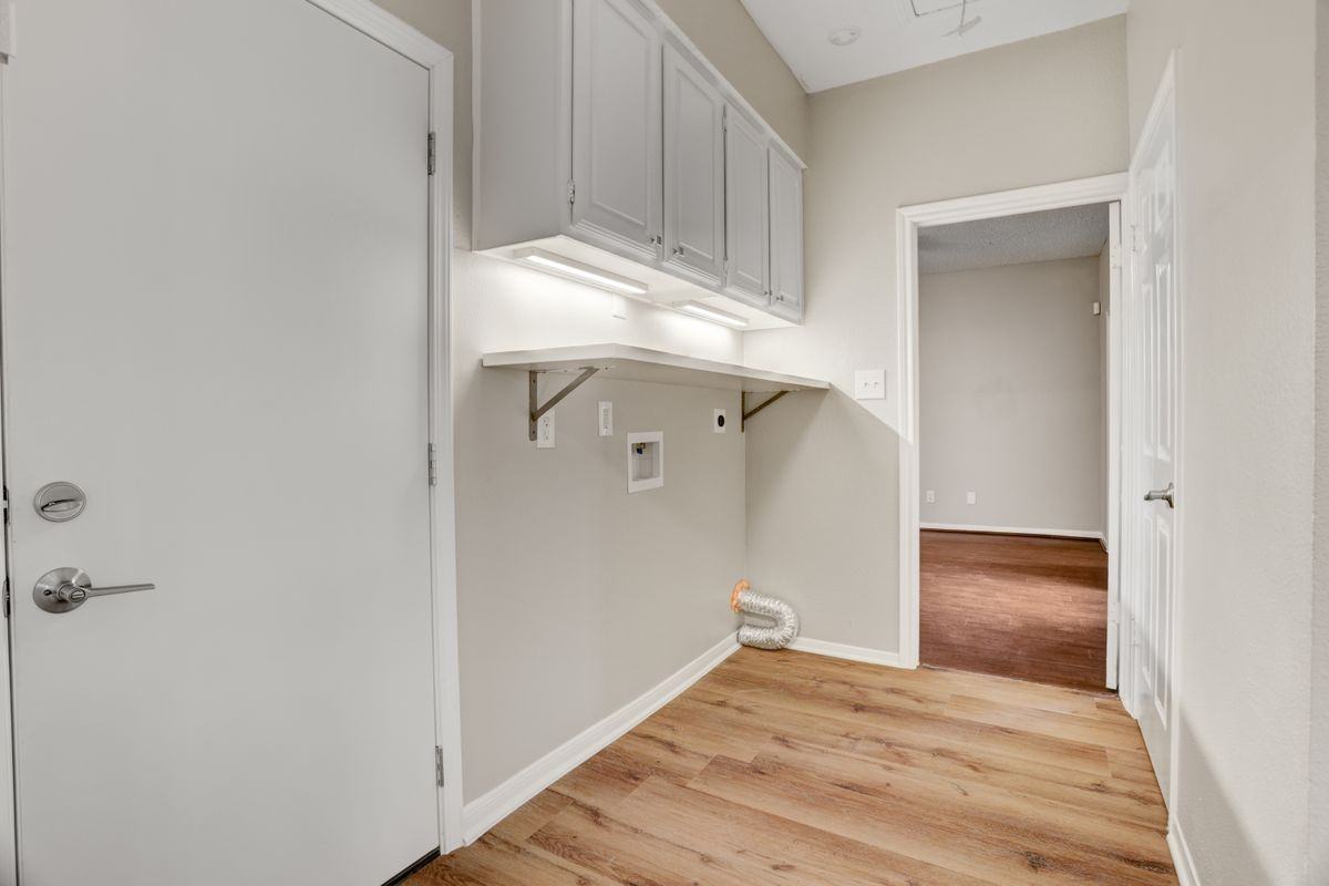 9424 Bassoon Dr - Photo 5 of 15