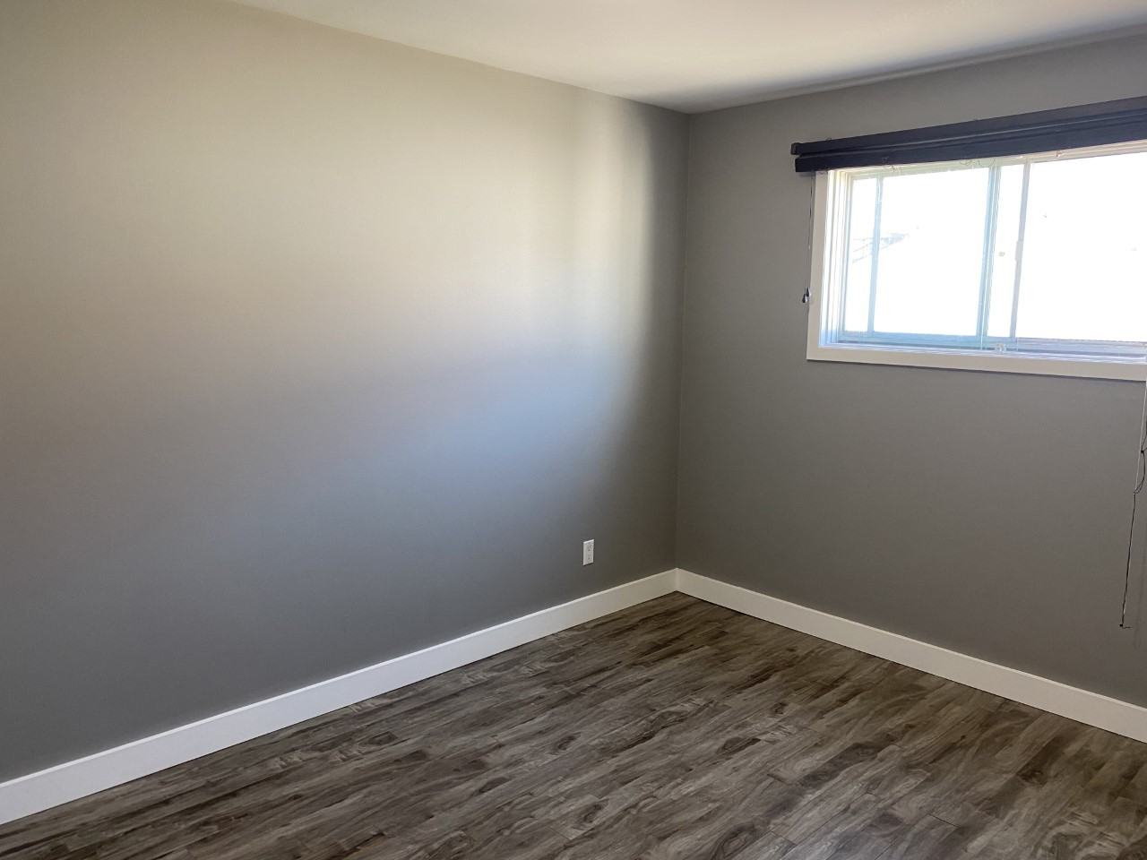 Magee Avenue Apartments - Photo 3 of 16