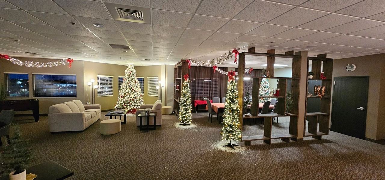 100 N Main Apartments - Photo 4 of 8