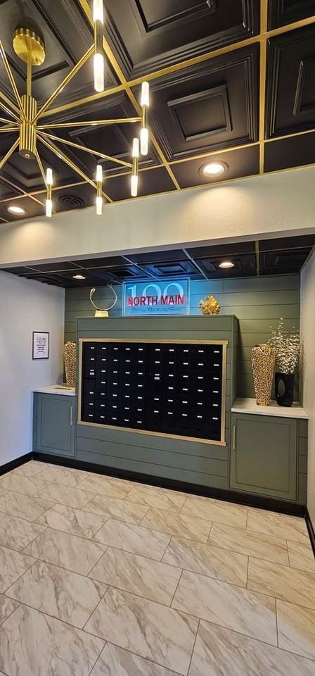 100 N Main Apartments - Photo 7 of 8