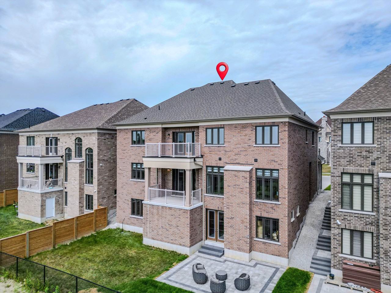 92 Appleyard Avenue - Photo 2 of 47