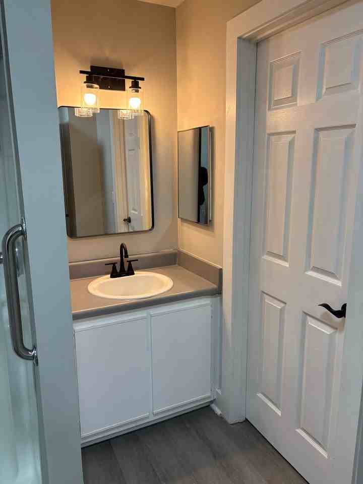 Parr Place Apartments - Photo 4 of 7