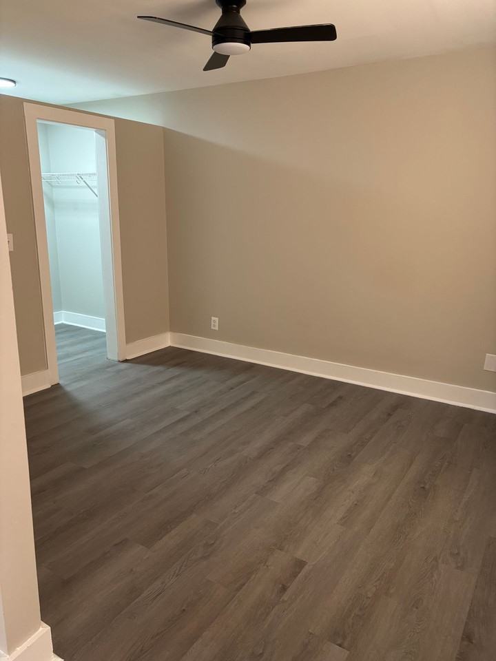 Parr Place Apartments - Photo 7 of 7