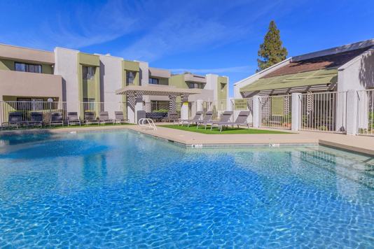 Lemon and Pear Apartments 4 of 4