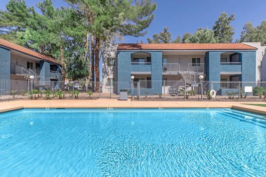 Gilbert Greens Apartments 2 of 4